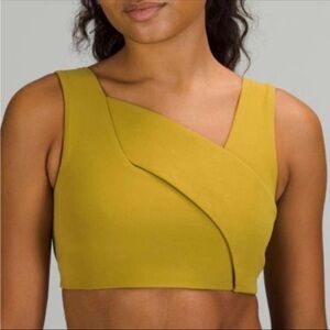 Lululemon Nulu Cross Front Yoga Bra, Light Support Size 8